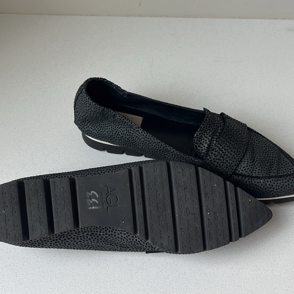 Agl Pointed Toe Flats - image 3